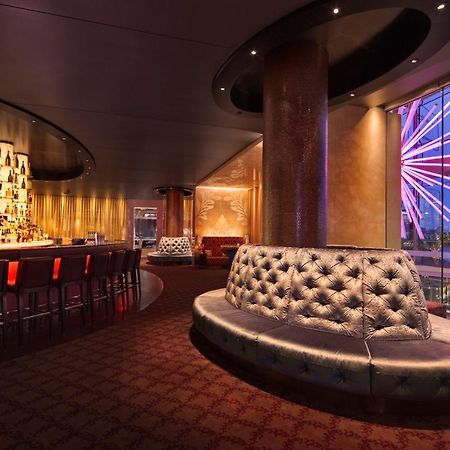 The Star Grand Hotel And Residences Сідней Екстер'єр фото The bar at the London Eye