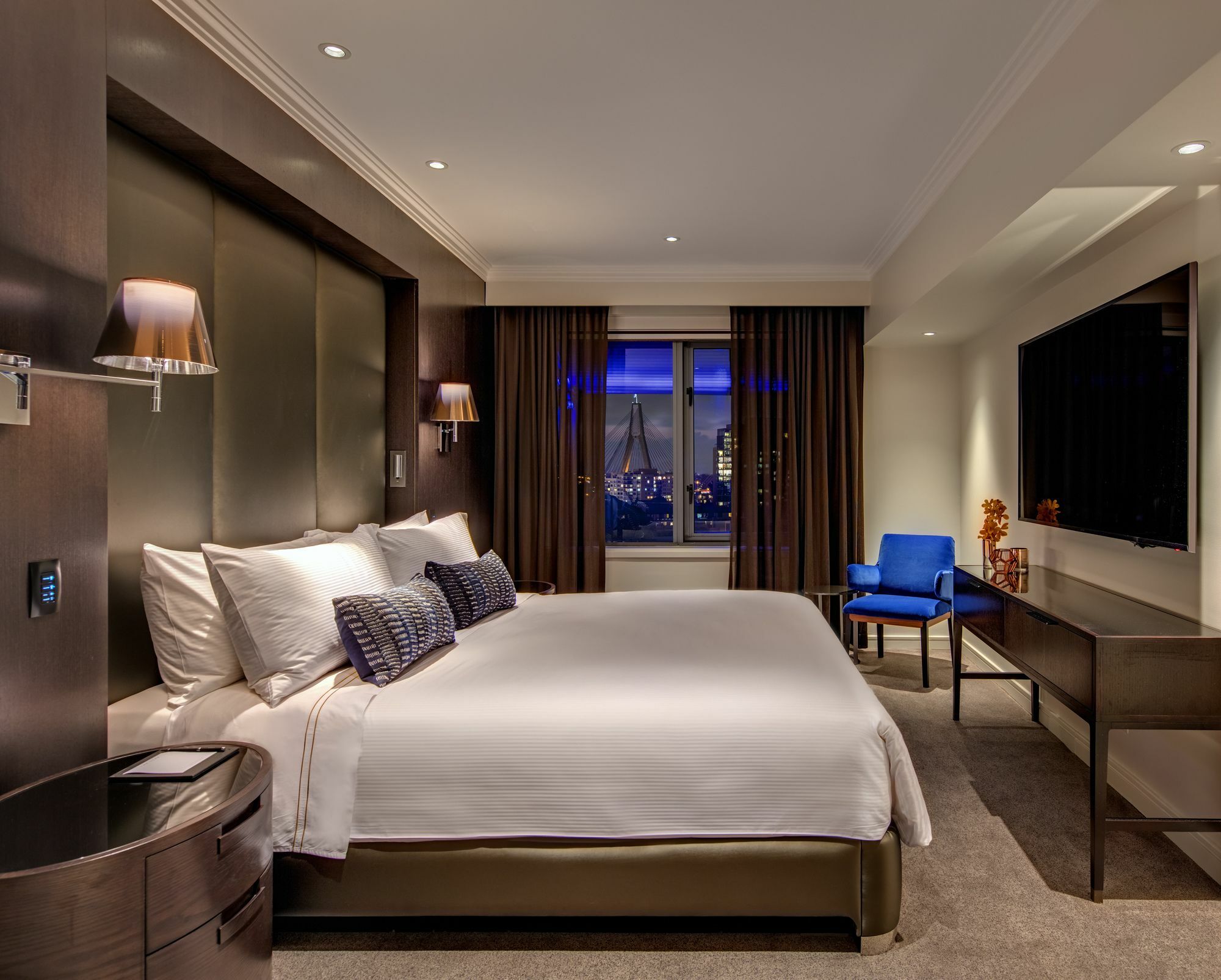 The Star Grand Hotel And Residences Сідней Екстер'єр фото A guest room at the Four Seasons Hotel